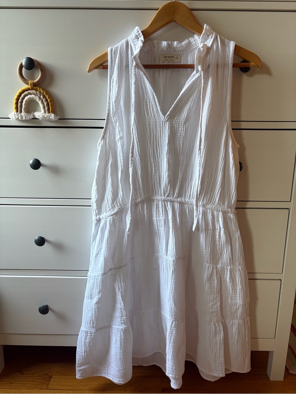 Dreamers White Sleeveless Tiered V-Neck Midi Dress